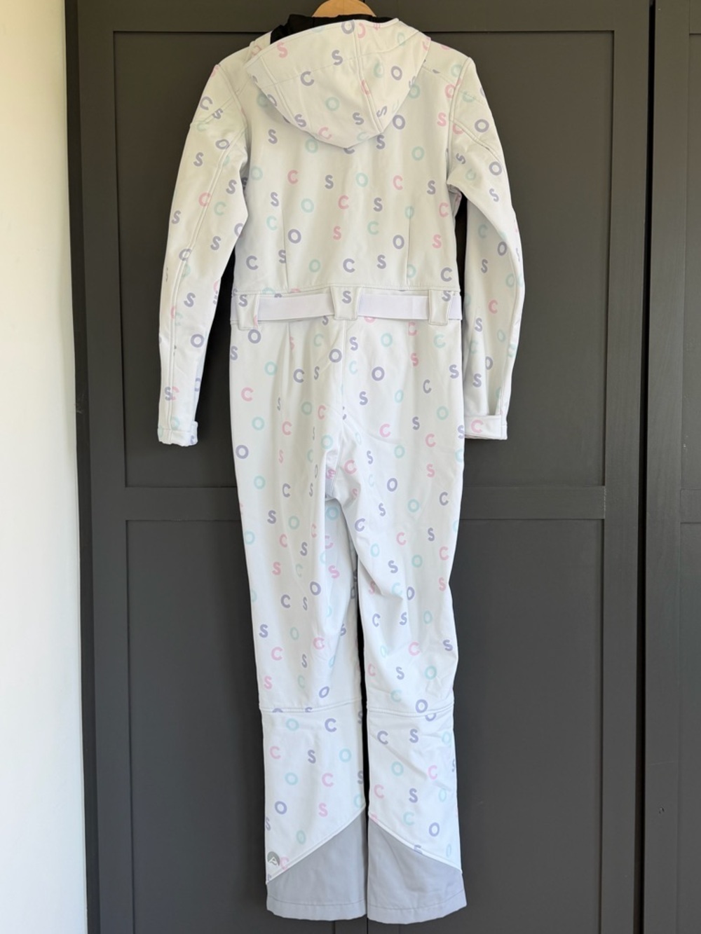 OOSC l Women's White Luxury Print Chic Ski Suit | L - Picture 11 of 17